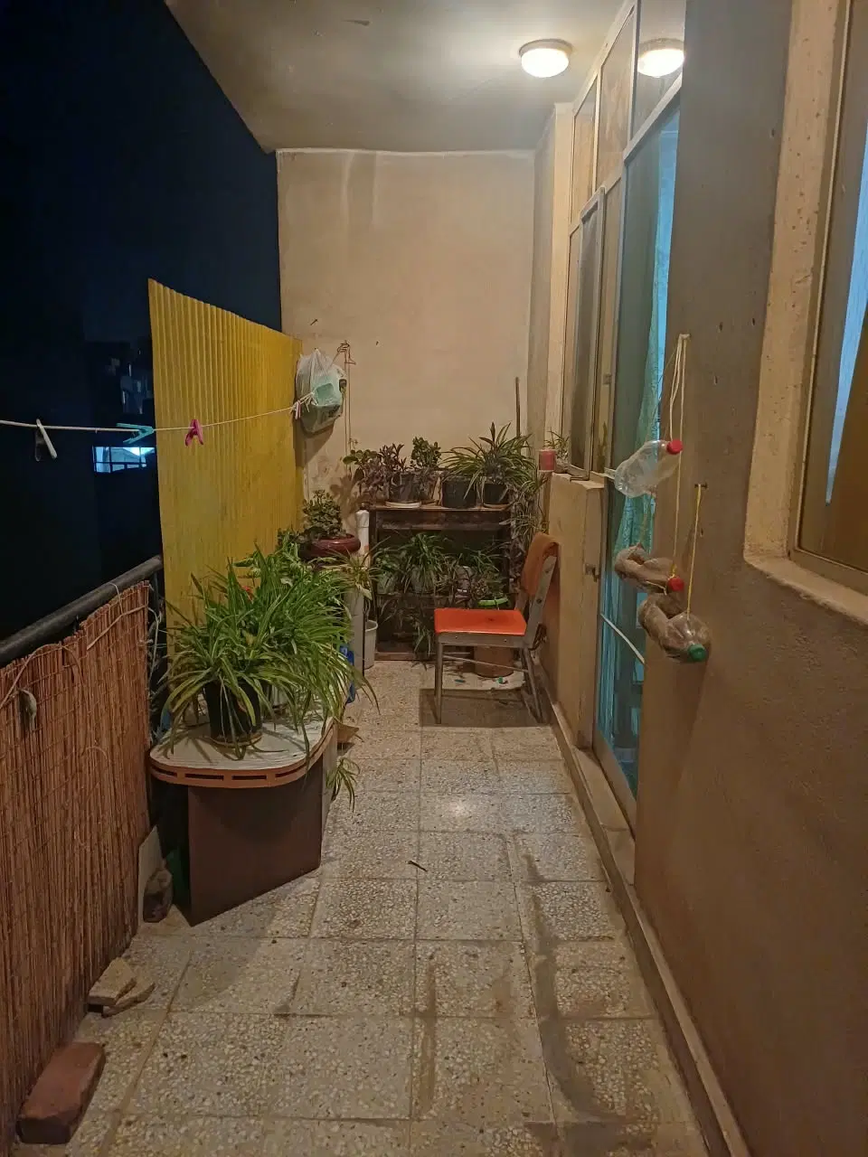 ۸۳ متری خیابان کاشان