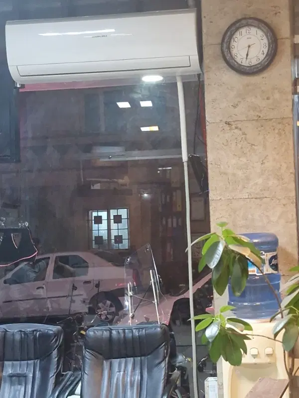 200 متر دو نبش ۱۰ در ۲۰ بر اصلی