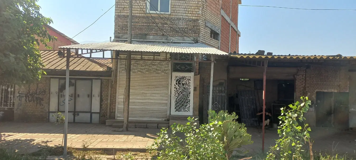 رهن مغازه رضااباد  لب خیابان اصلی