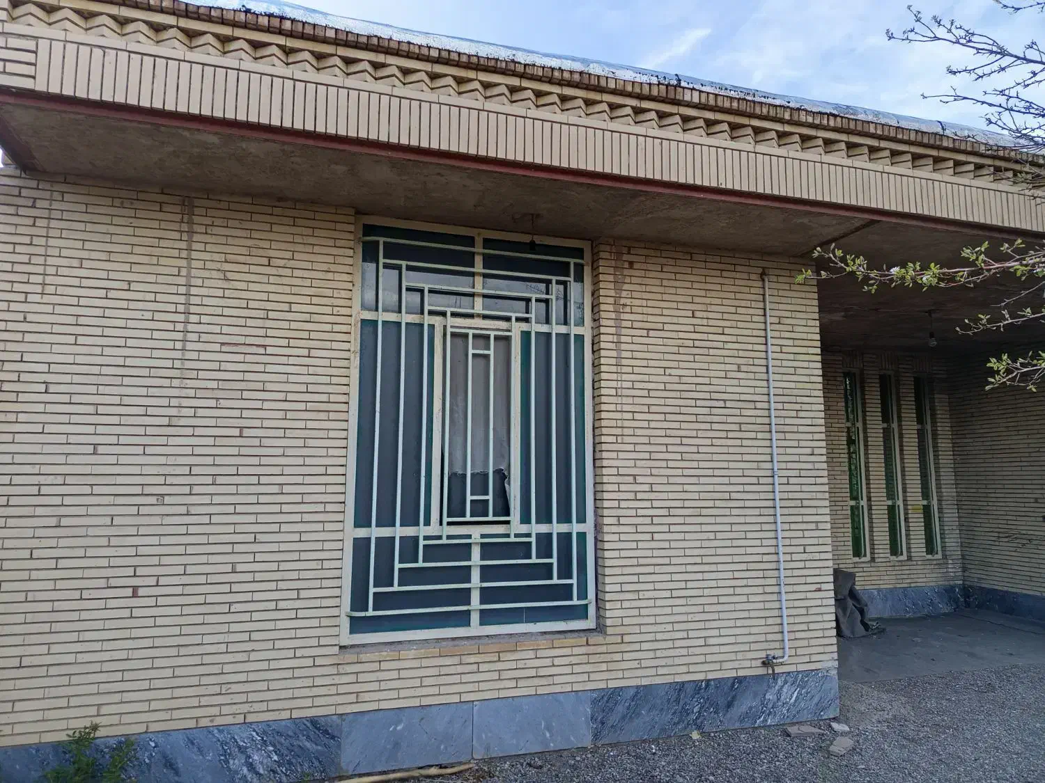 فروش ویلایی لاله زار