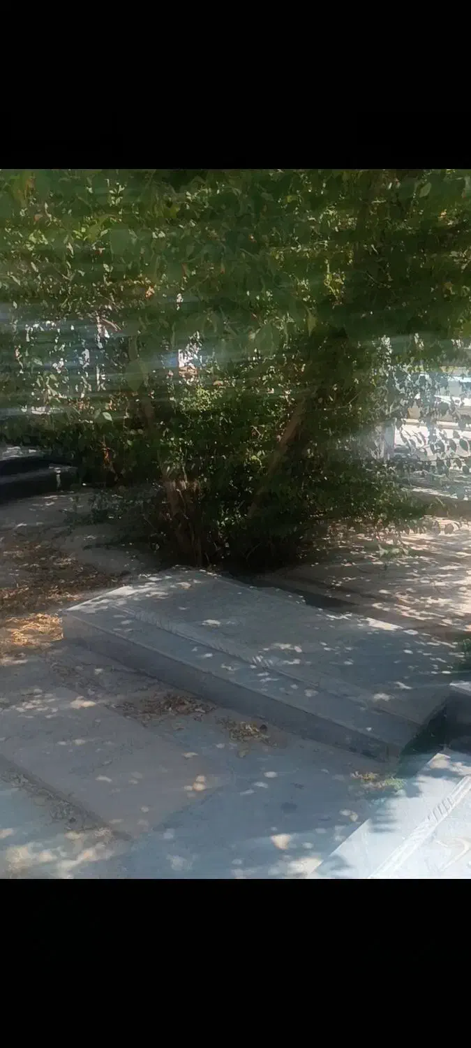 قبر جای مناسب