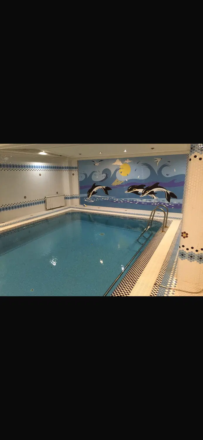 ۵ خواب ۲ تا پارکینگ،استخرو جکوزی