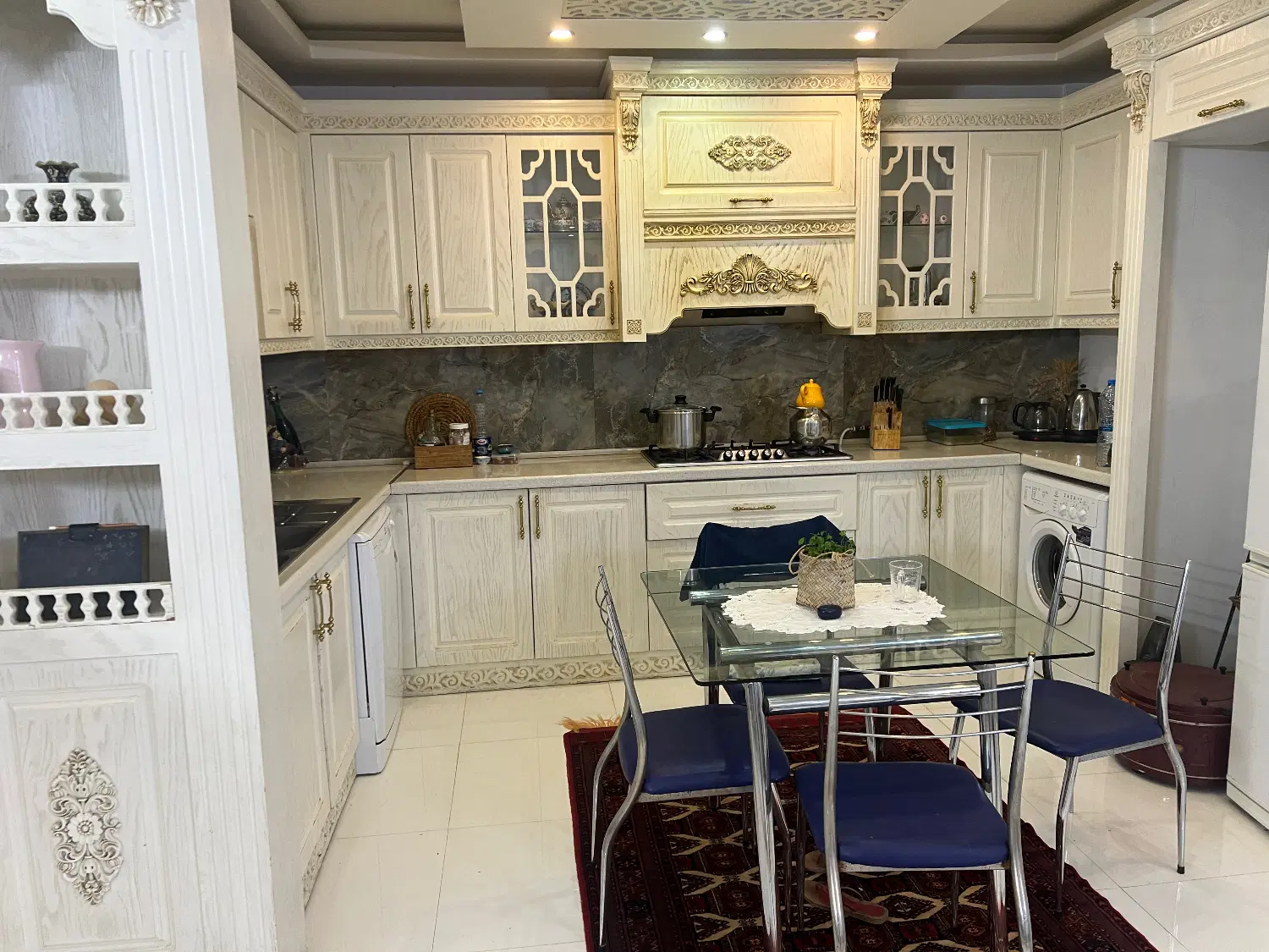 ابوطالب ، ۱۳۵ متر ، ۳ خواب ، مستر