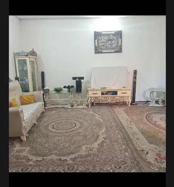 دربست _ پارکینگ دار _ بازسازی شده _ 2 خواب