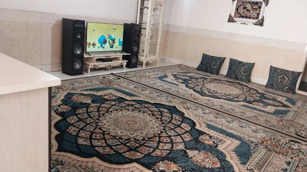 خانه ۱۰۰ متری ویلایی خیابان رجایی باهنر ۱۱