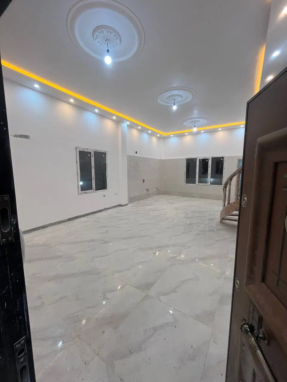ویلا اقتصادی ۲۲۵ متر زمین ۹۰ متر بنا
