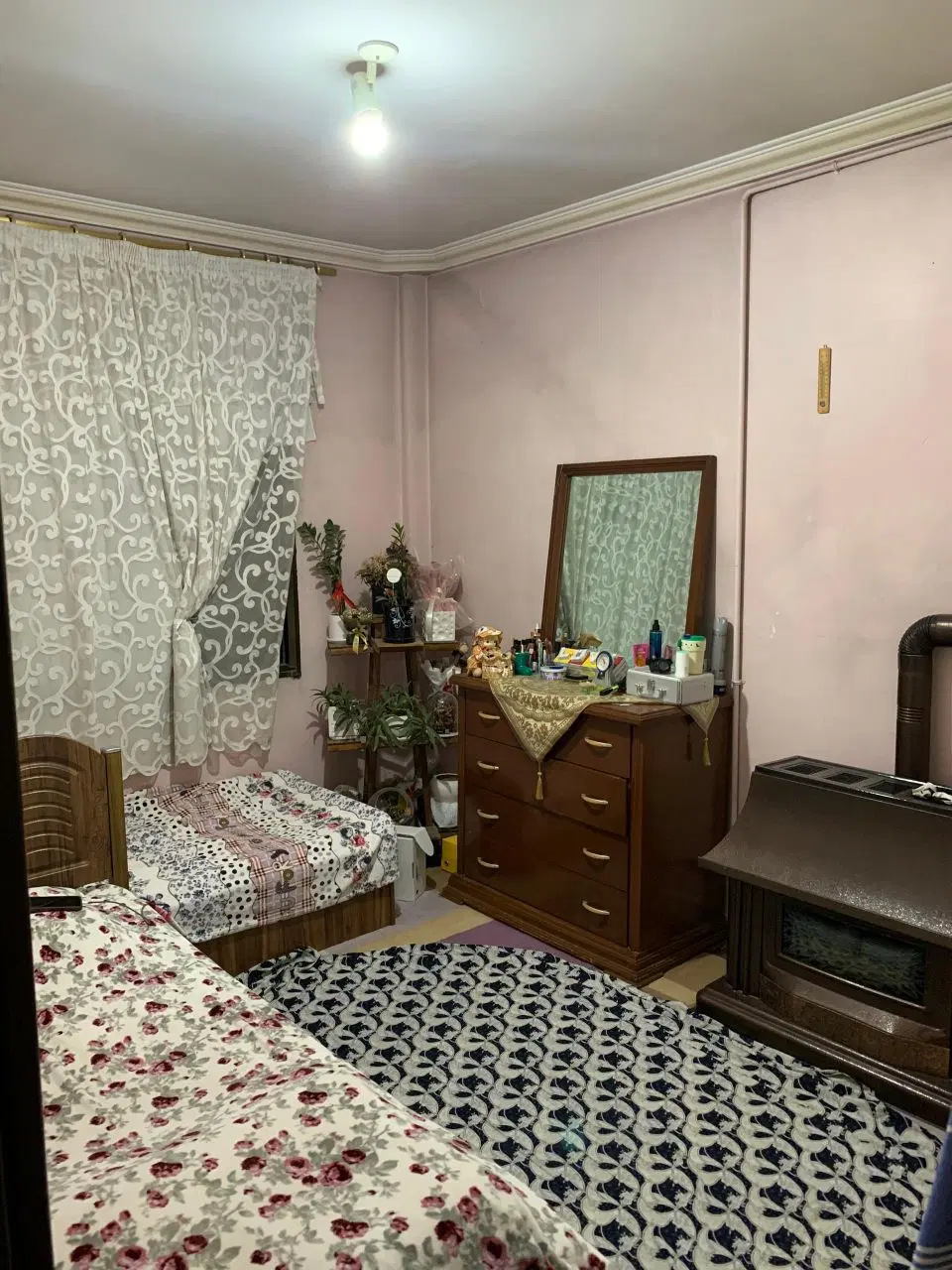 ۱۰۰ متری .صاحب الزمان۲۶. شهدا. نزدیک حرم