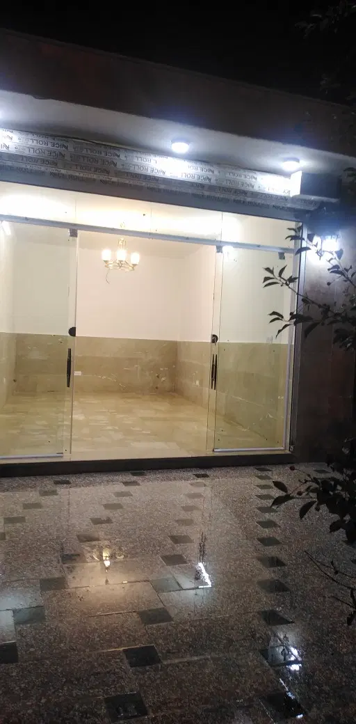 فروش یک دربند مغازه تجاری