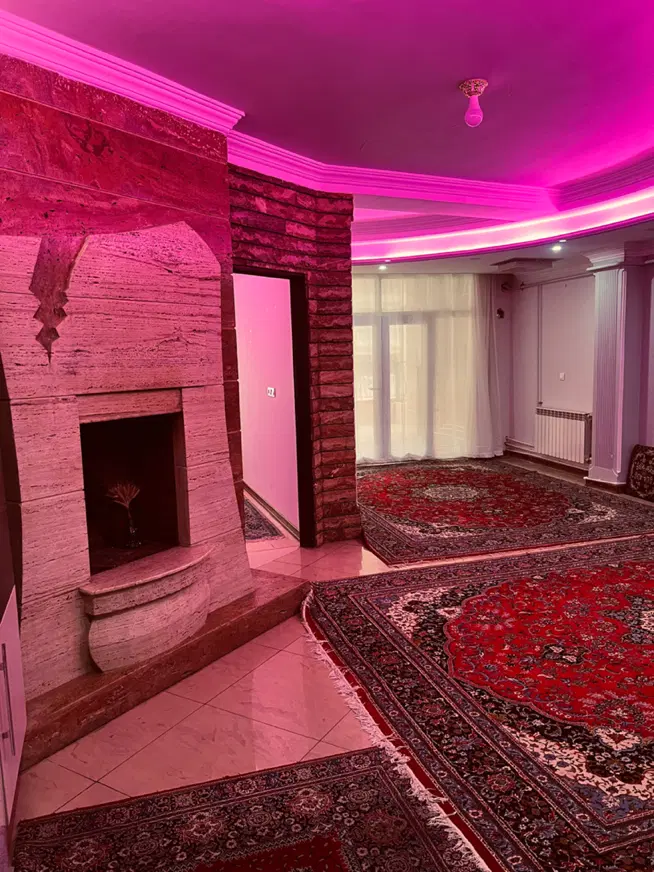 فروش واحد 105متری طبقه دوم زیارت،امکانات فول