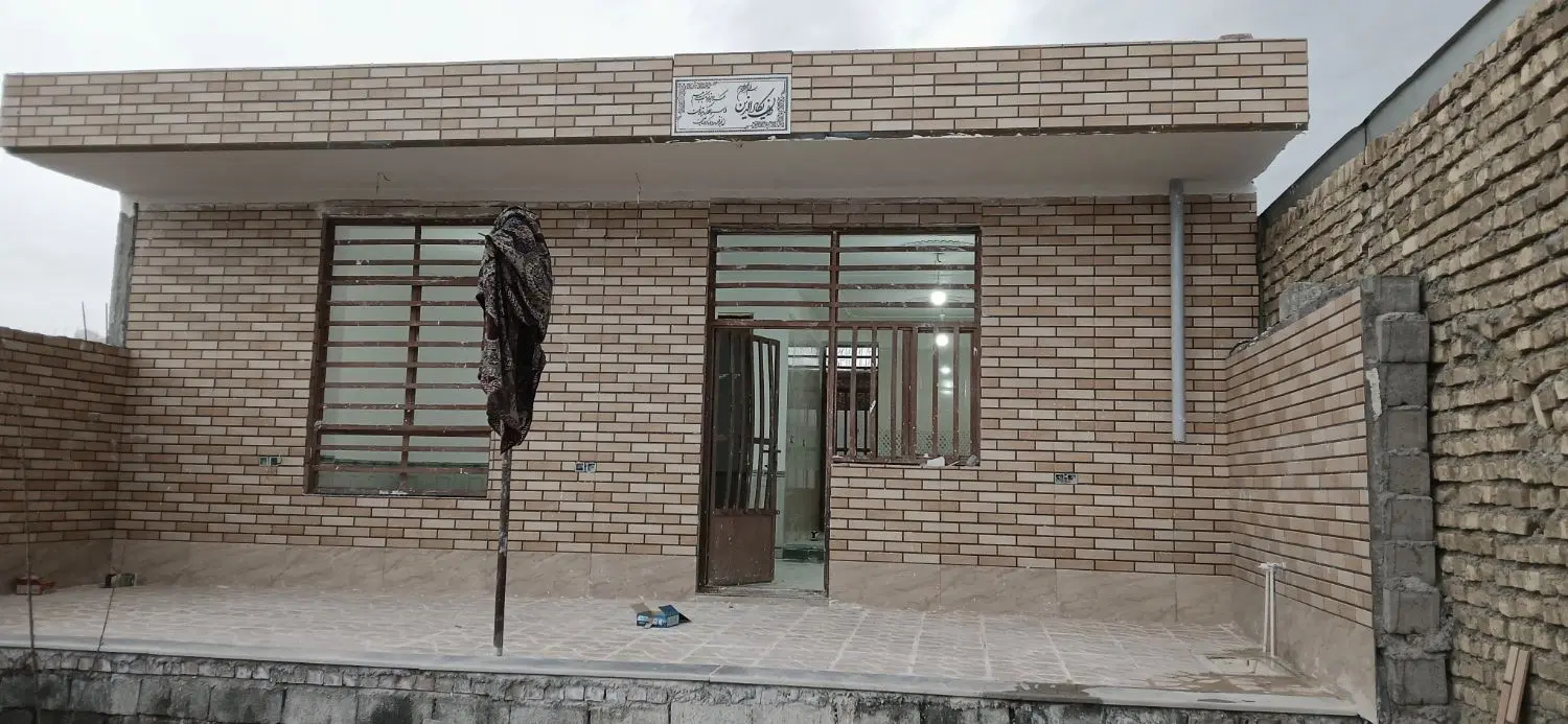 خانه نوساز کلید نخورده سکنج  فروشی با درختان میوه