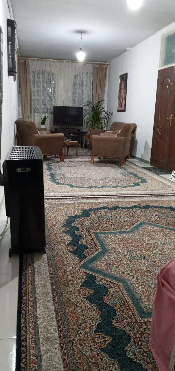 واحد ۸۰ متری یه خوابه