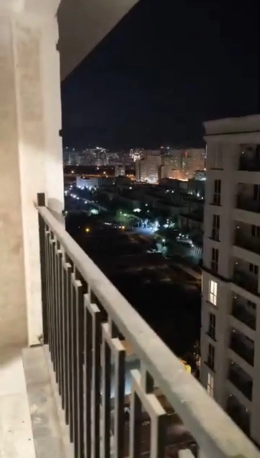 فروش واحد لوکس رو برج رونیکا پالاس کوهک