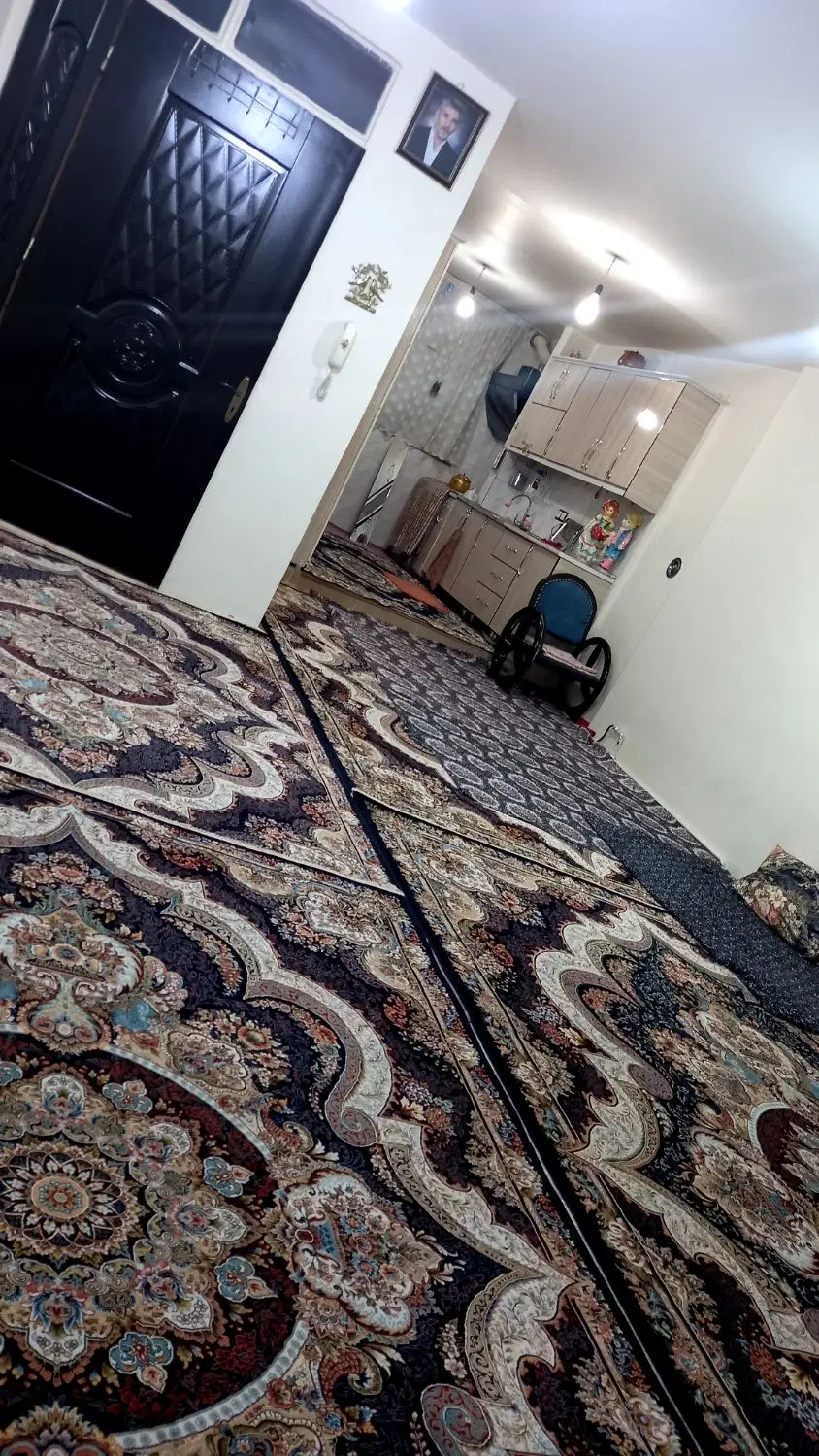 خونه فروشی مسکونی ۳ طبقه و نیم