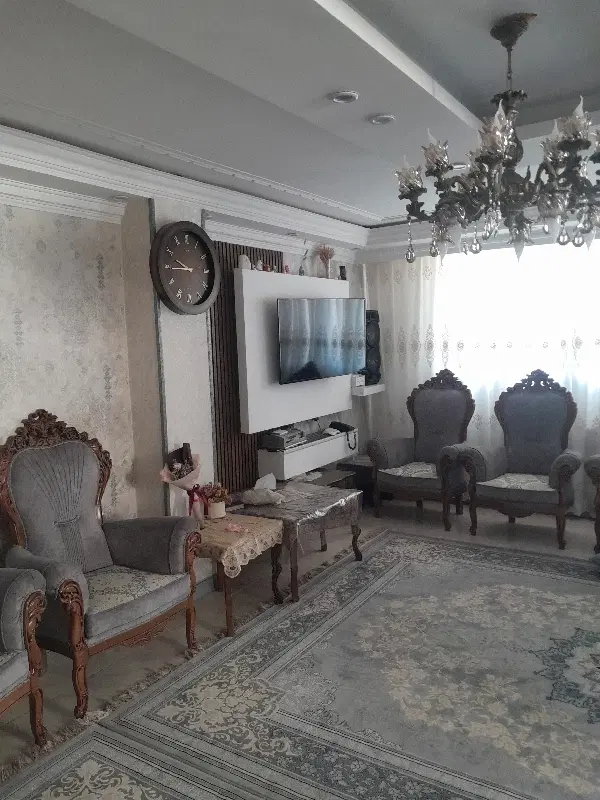 آپارتمان ۳ خواب ۳ طرف نور گیر