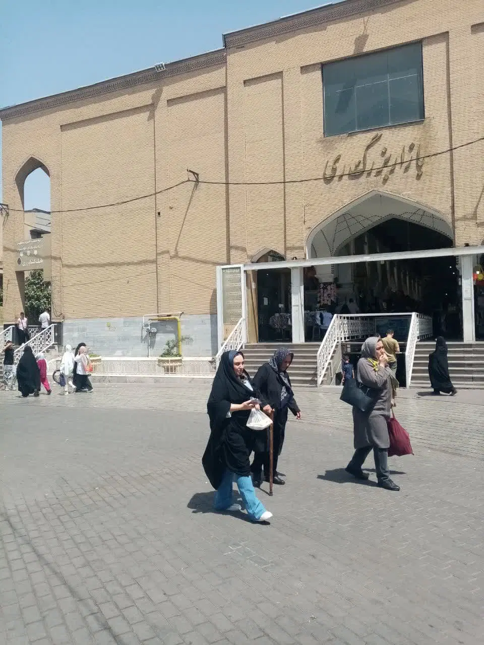 رهن و اجاره مغازه ۱۳ متری