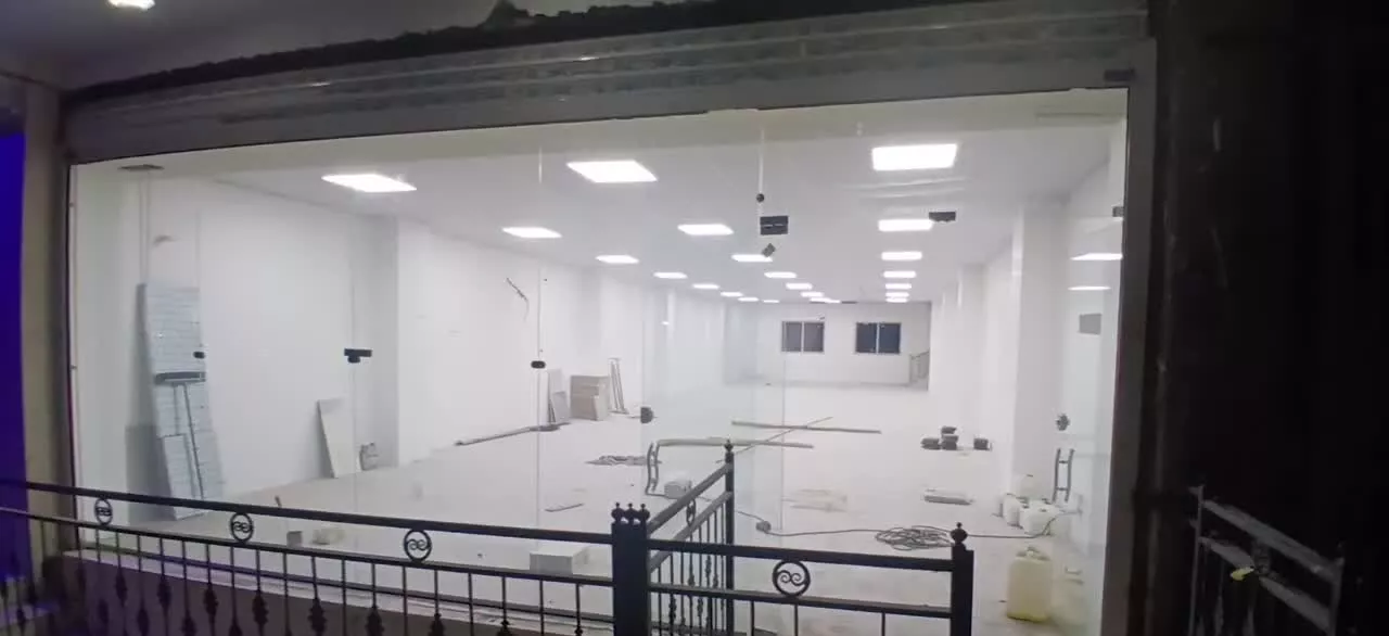 تجاری ۲۶۰متری شاه نشین دار بهترین لوکیشن فولادشهر