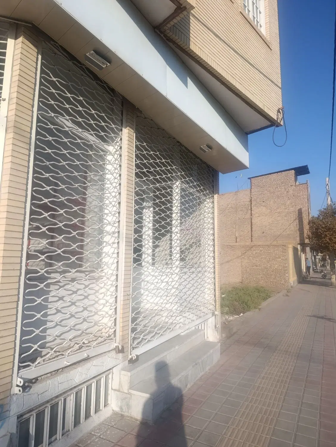 اجاره مغازه شهید میرزایی30متر