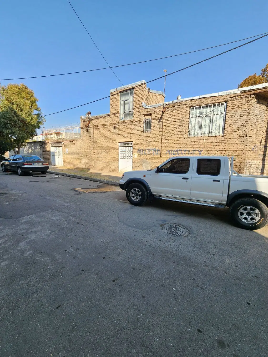 فروش یکباب خانه دربربلوار هاشمی نژاد