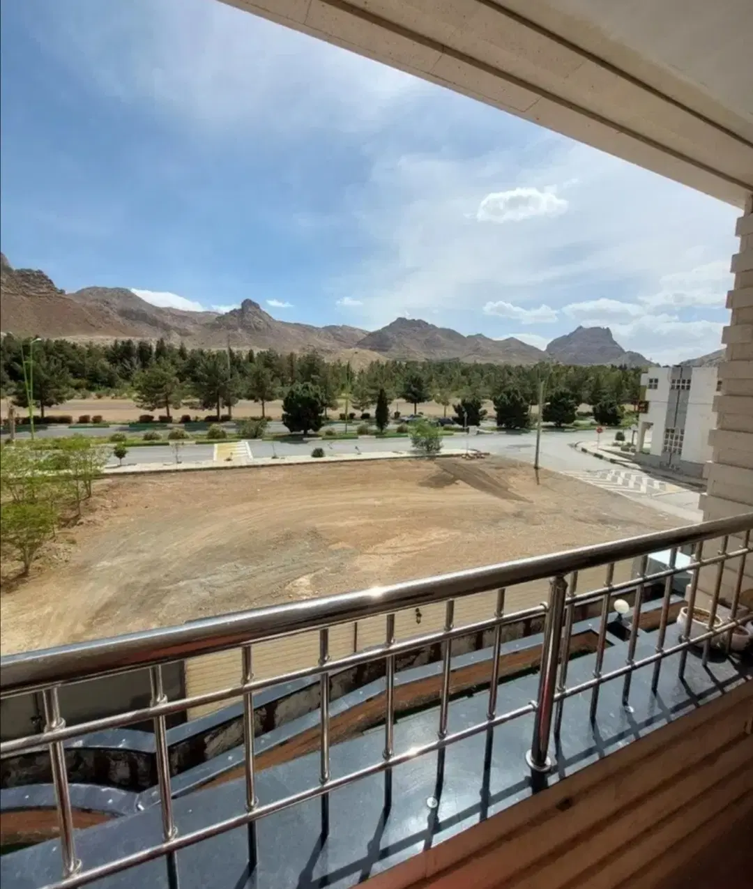 خانه طبقه بالا شهرک مشتاق