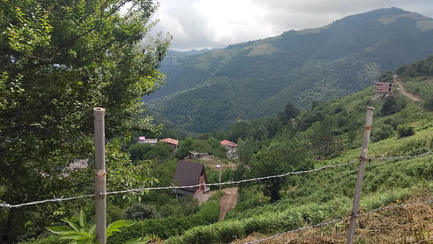 فروش‌و مشاوره انواع زمین ویلایی آستارا گردنه حیران