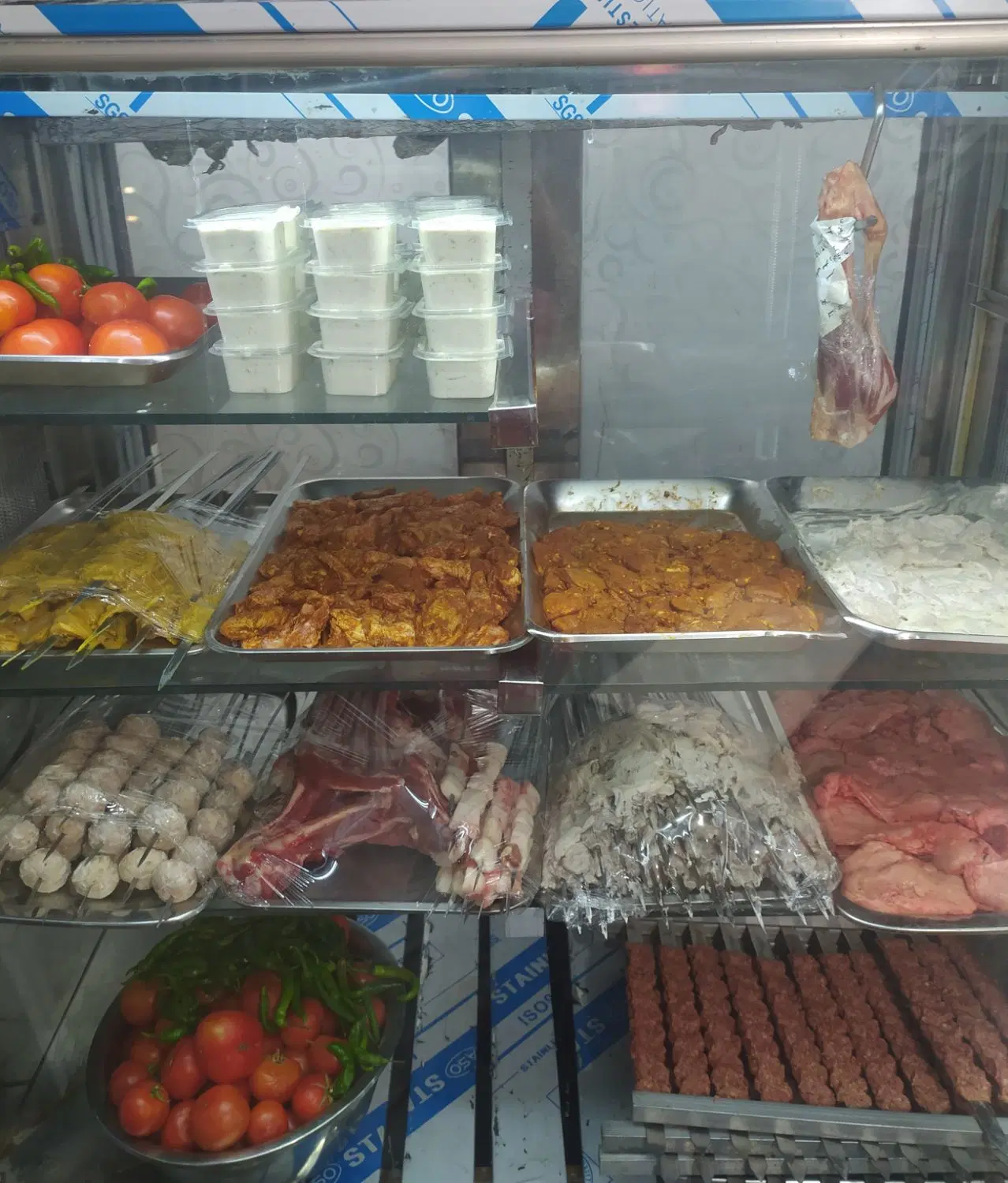 اجاره دو دهنه مغازه بزرگراه یاسوج اصفهان