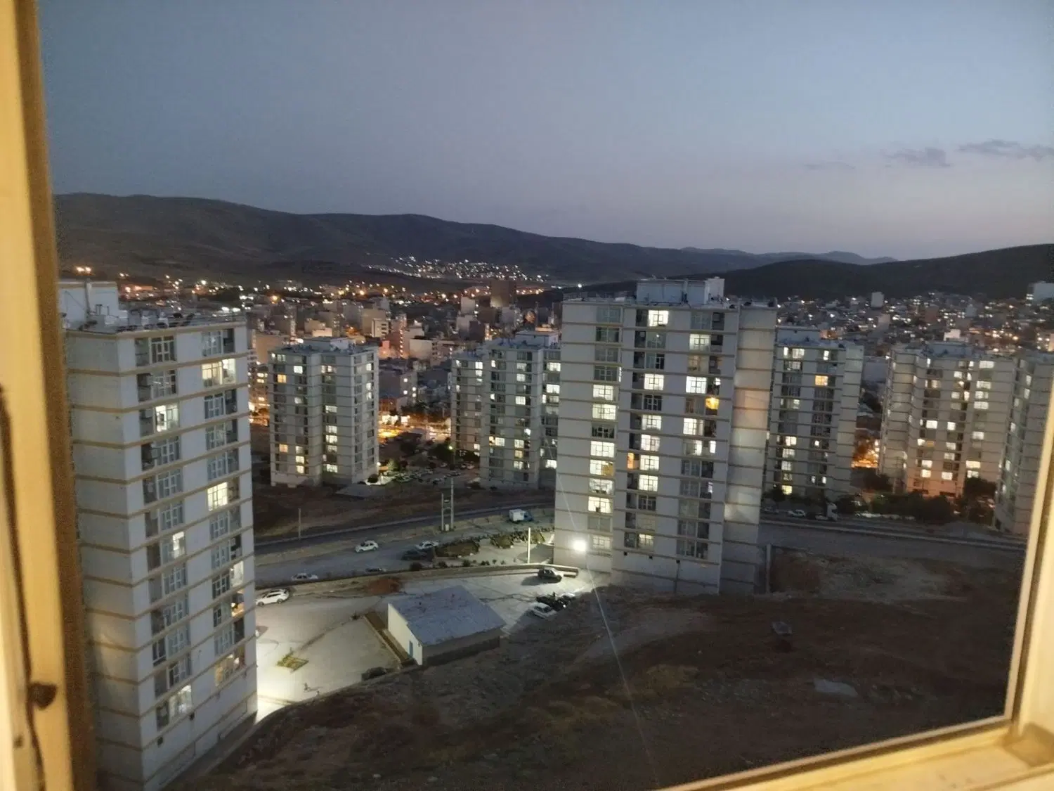 الماس غرب پردیس
