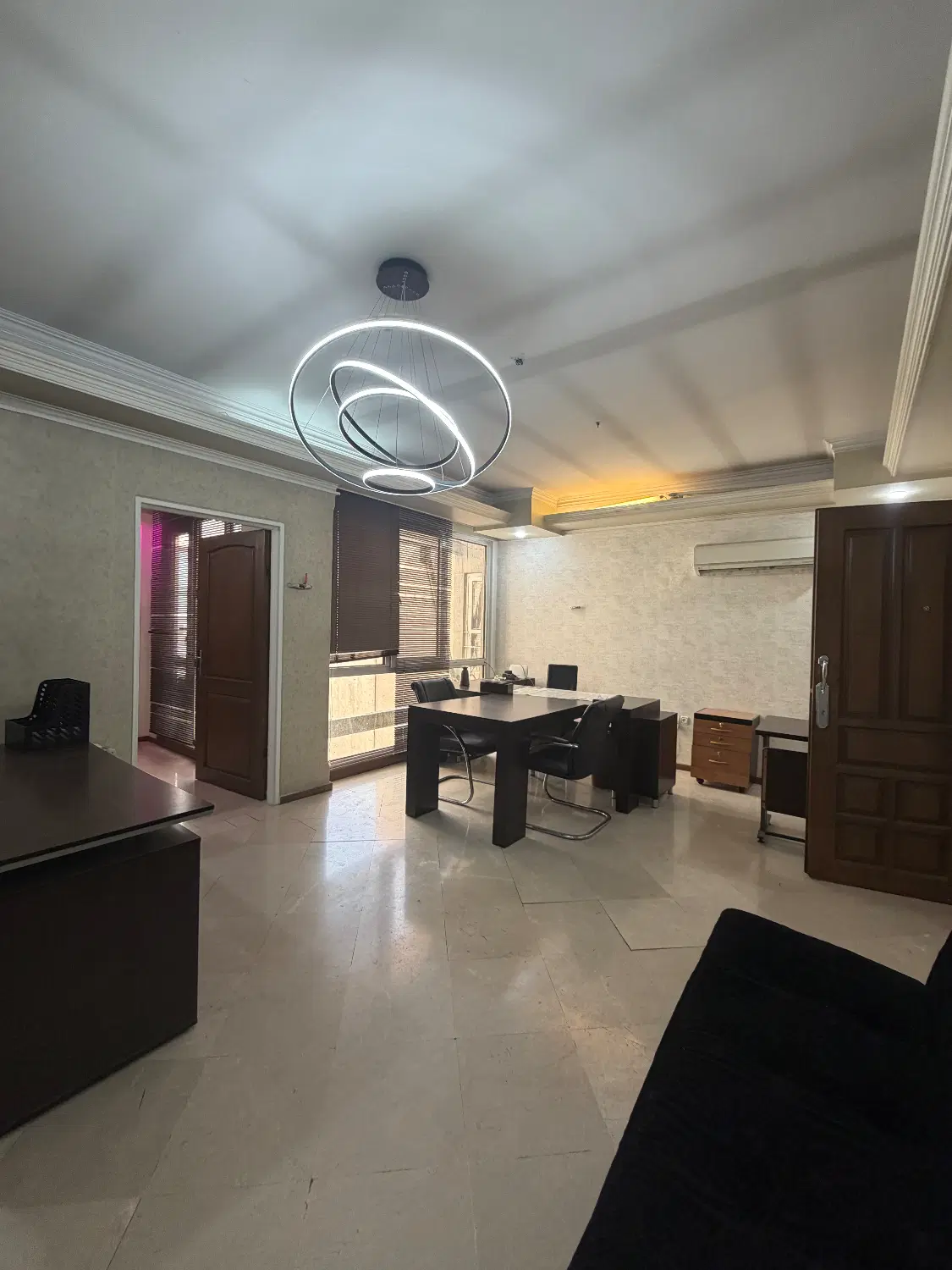 سنداداری ۵۵ متری فول امکانات دسترسی عالی