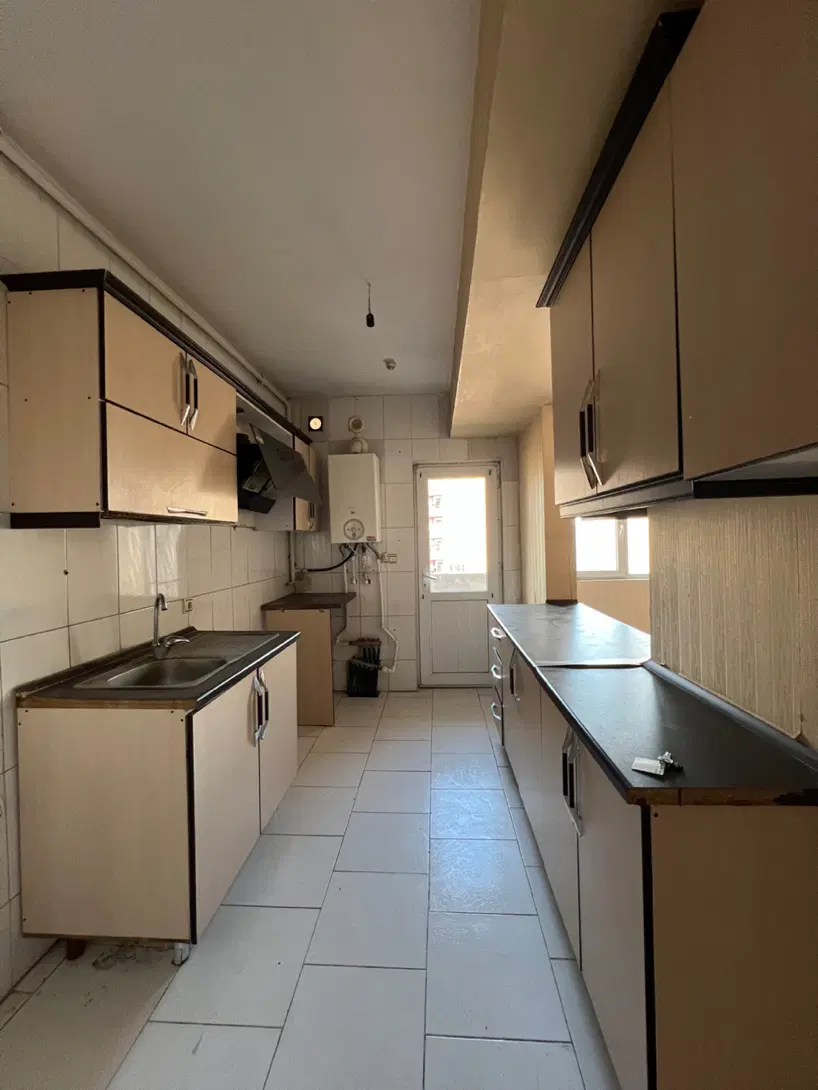 کوزو ۵ فول آپارتمان دو‌خواب وام و عرصه تسویه
