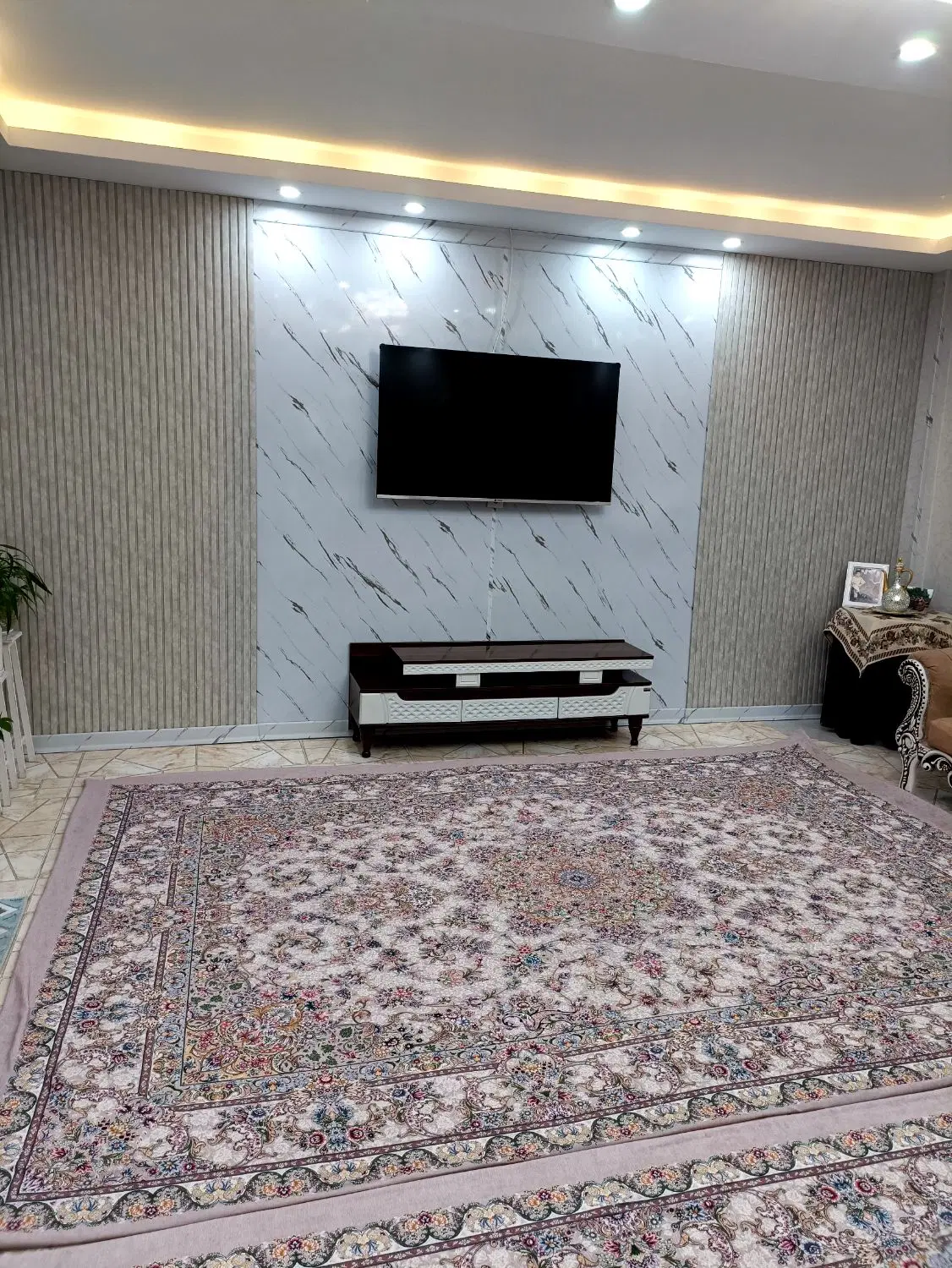 واحد فروشی