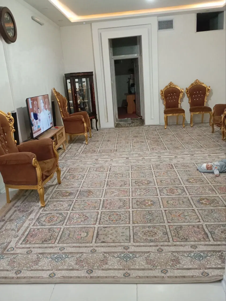 اپارتمان ۹۵متری تک واحدی آسانسورپارکینگ