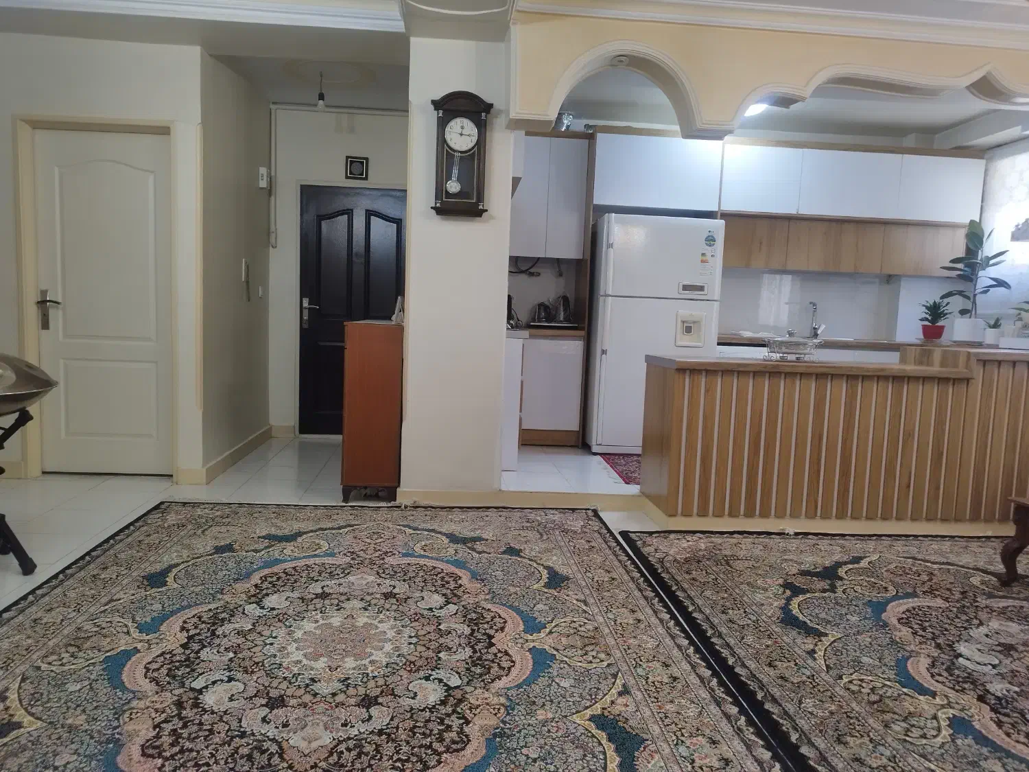 فروش آپارتمان ۸۱ متری کوهستانی