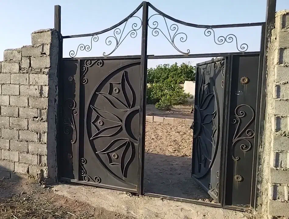 344 متر باغ انگور، با دیوار جواز دار رباط کریم
