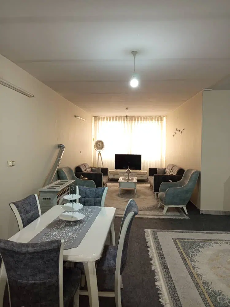 اجاره خانه طبقه دوم حصارک پائین