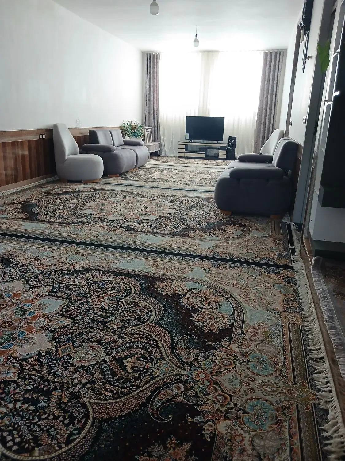 رهن منزل ویلایی ۳ خواب نوساز و مستقل مرودشت