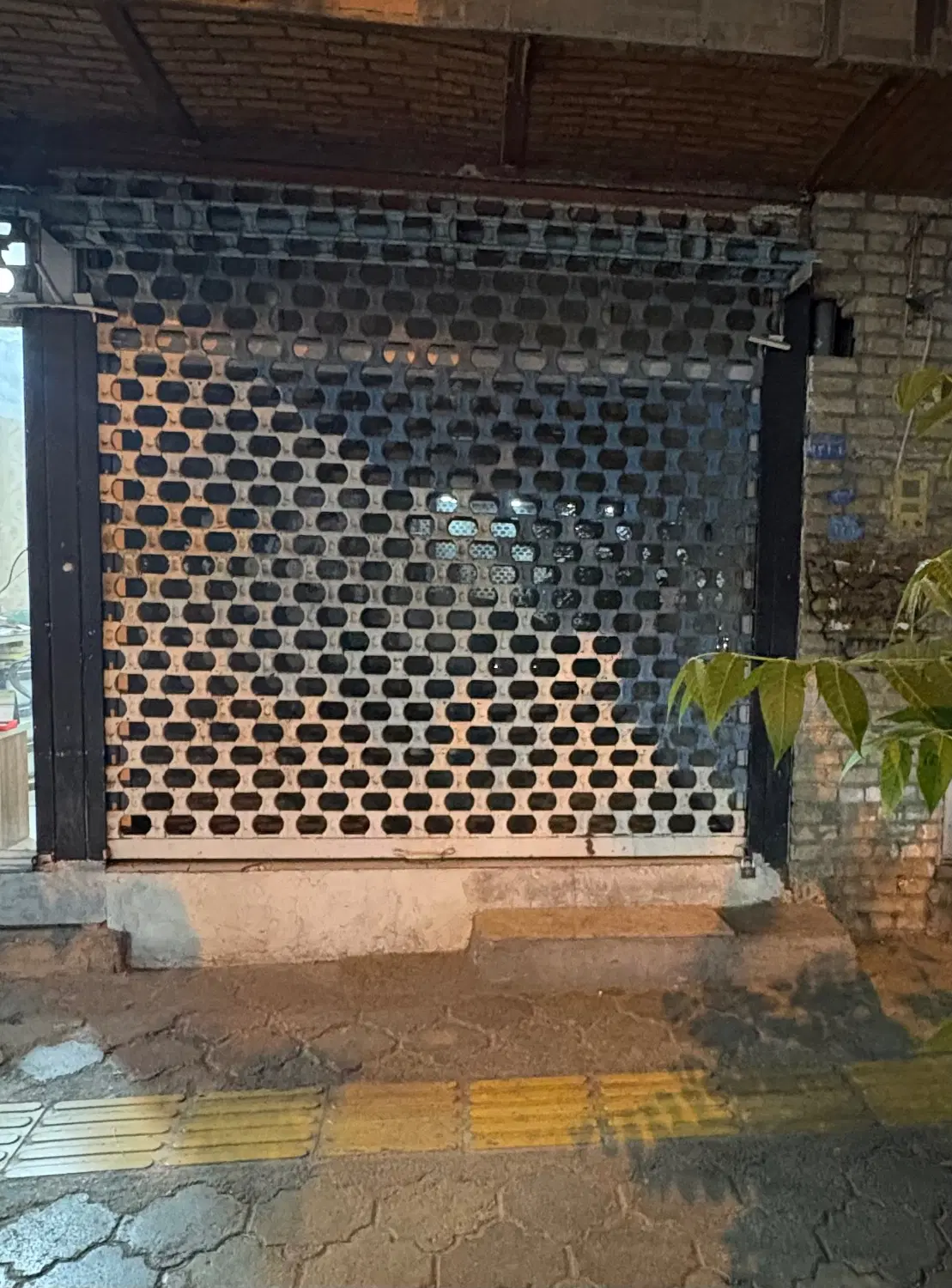 اجاره مغازه براصلی پاخورعالی