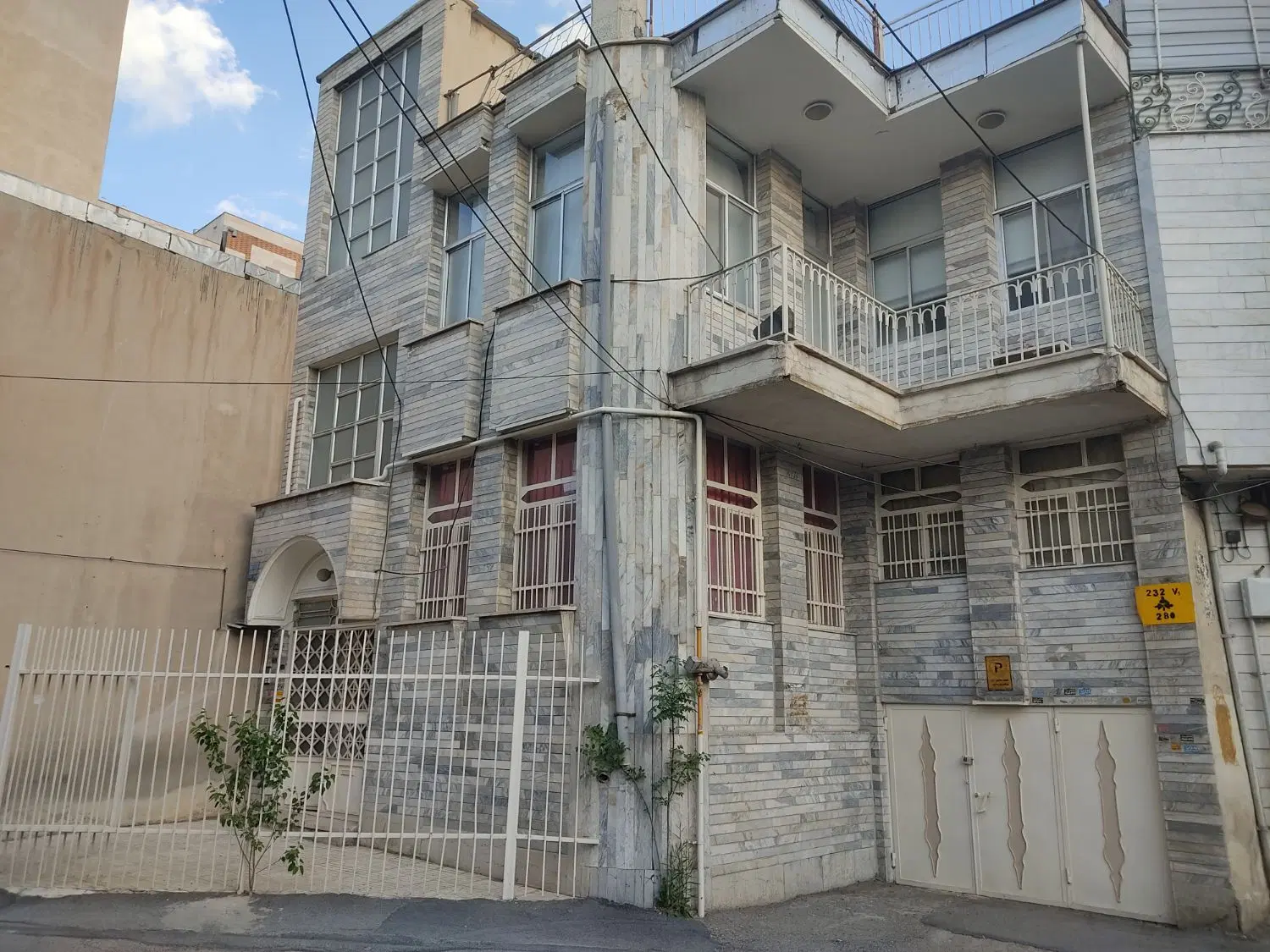 فروش عمارت پشت قواره خ امام 41 میلیارد تومان