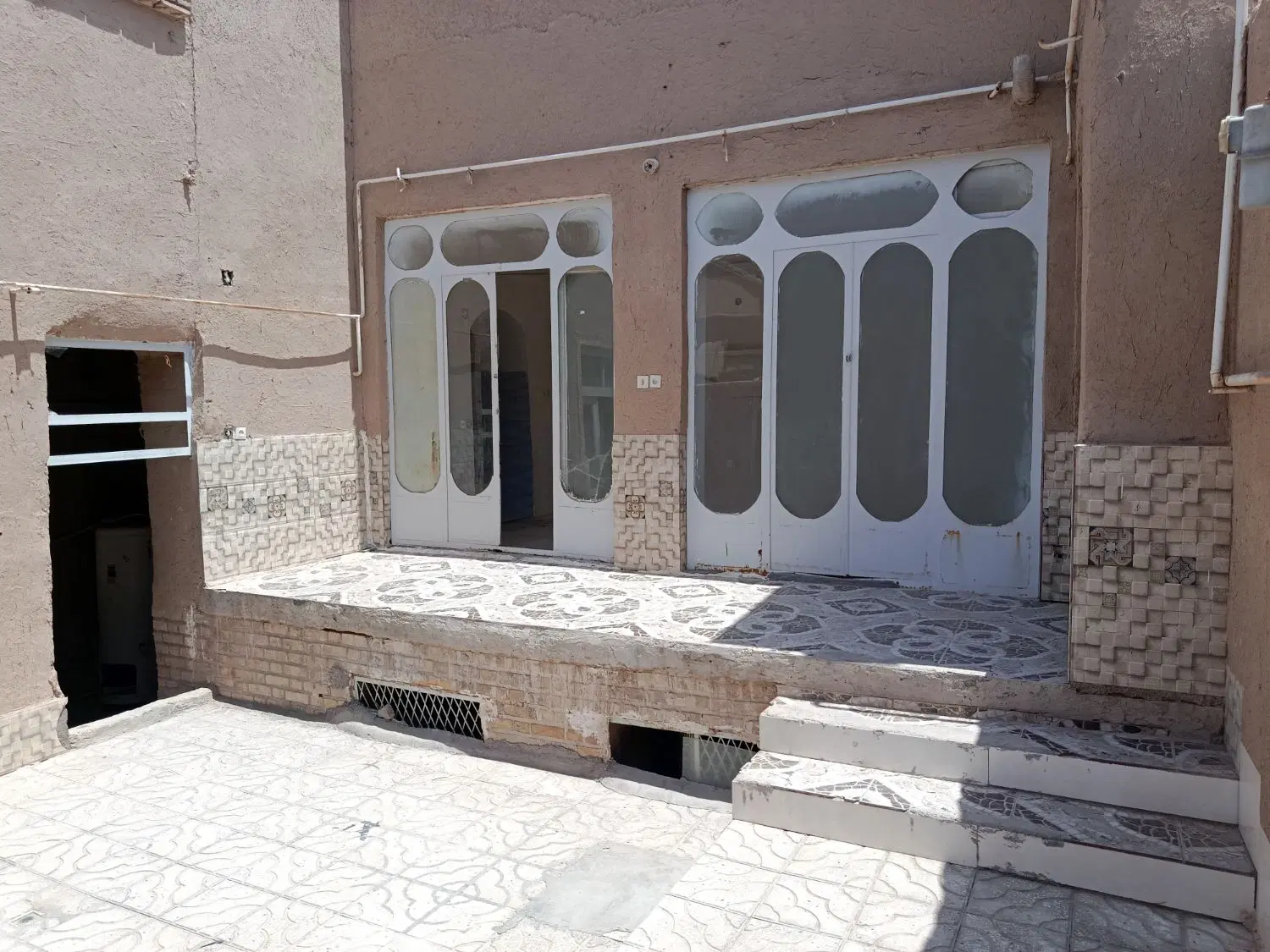 منزل مسکونی قدیمی