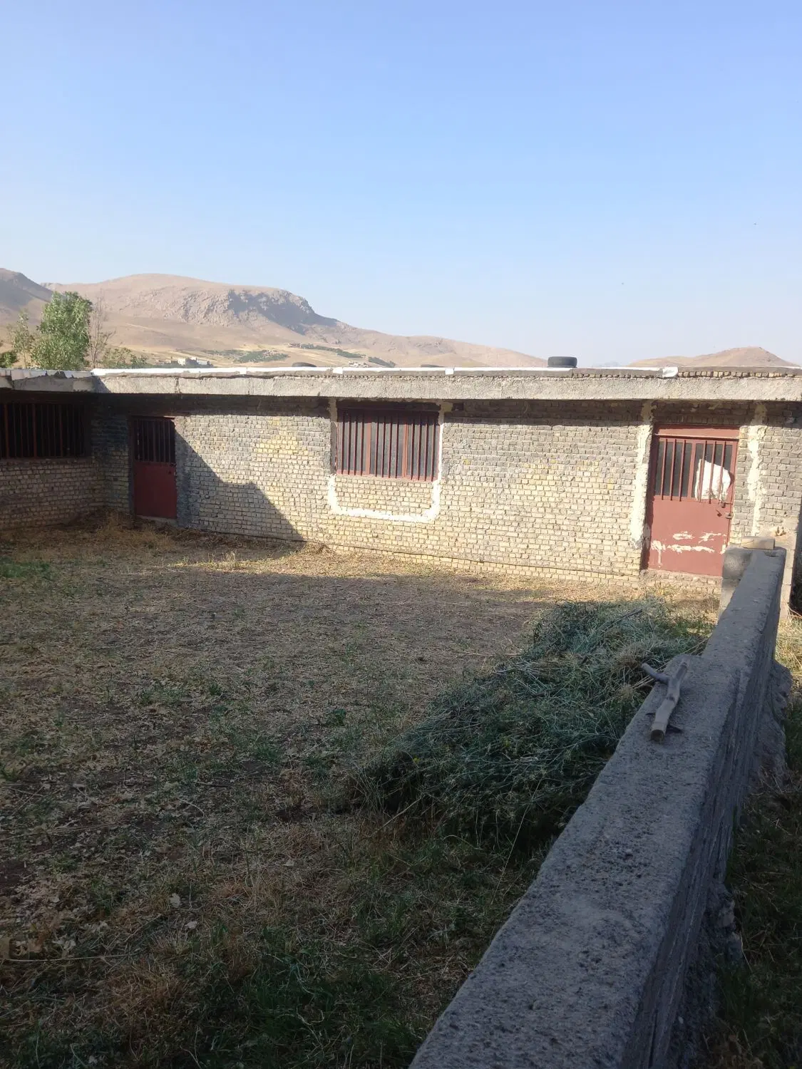 اجاره انبار کاه یا جا برای دام