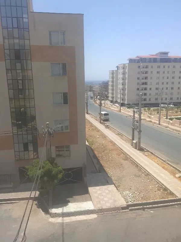 ۹۰متری بهترین لوکیشن