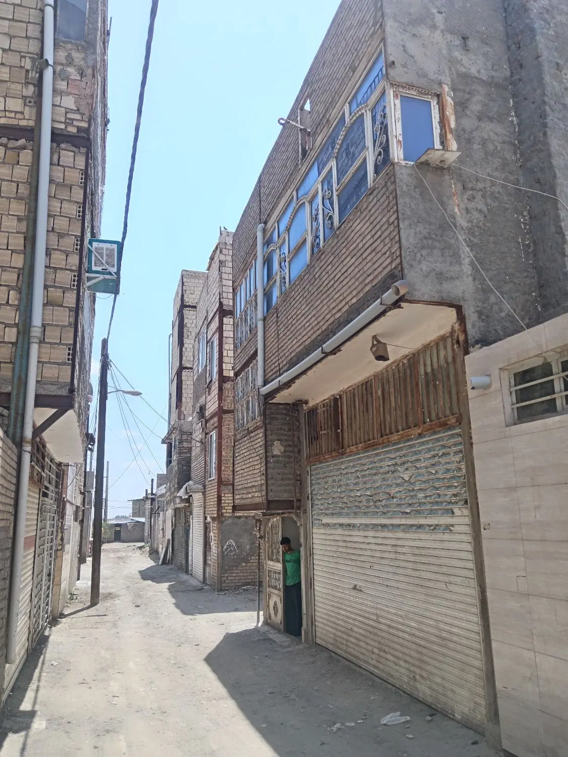 کارگاه و طبقه بالا خانه  فروشی رسالت