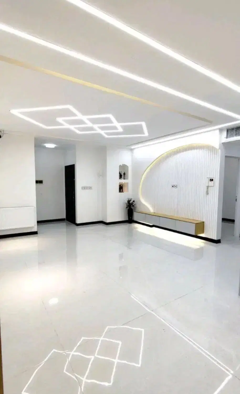 اپارتمان ۱۰۴متری لوکس دوخواب کلید نخورده