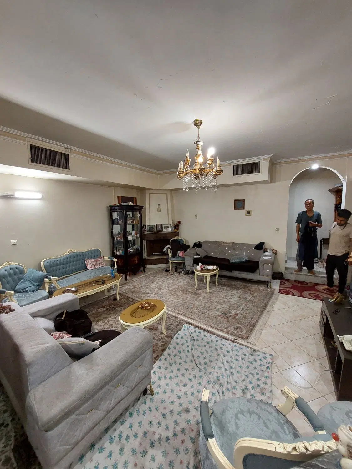 آپارتمان ۷۱متری ۲ خواب کارگر جنوبی