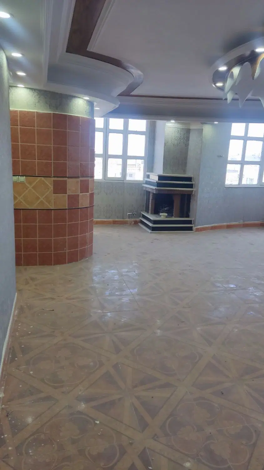 ۷۰متر آپارتمان طبقه۳ ۲خواب