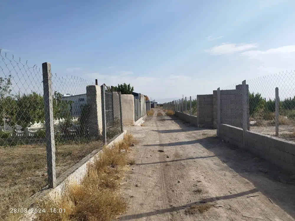 ۷۰۰متر  باغ تنکمان