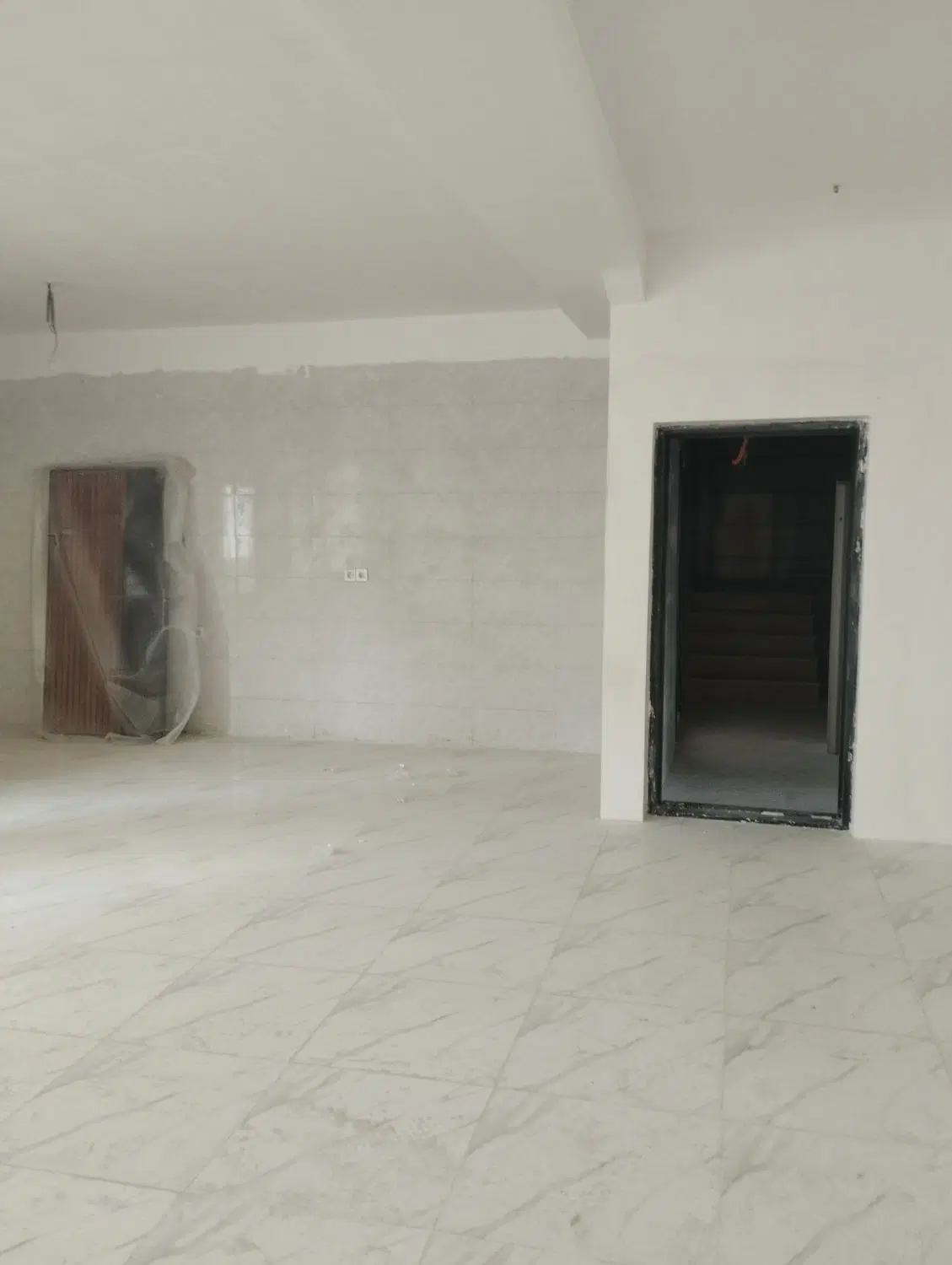 آپارتمان شاپوری