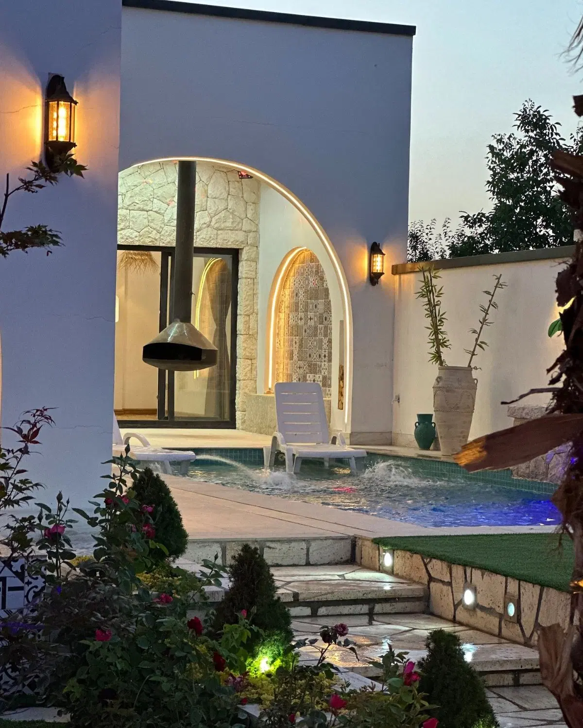 ویلایی شیک با سبکی متفاوت مناسب خاص پسندان