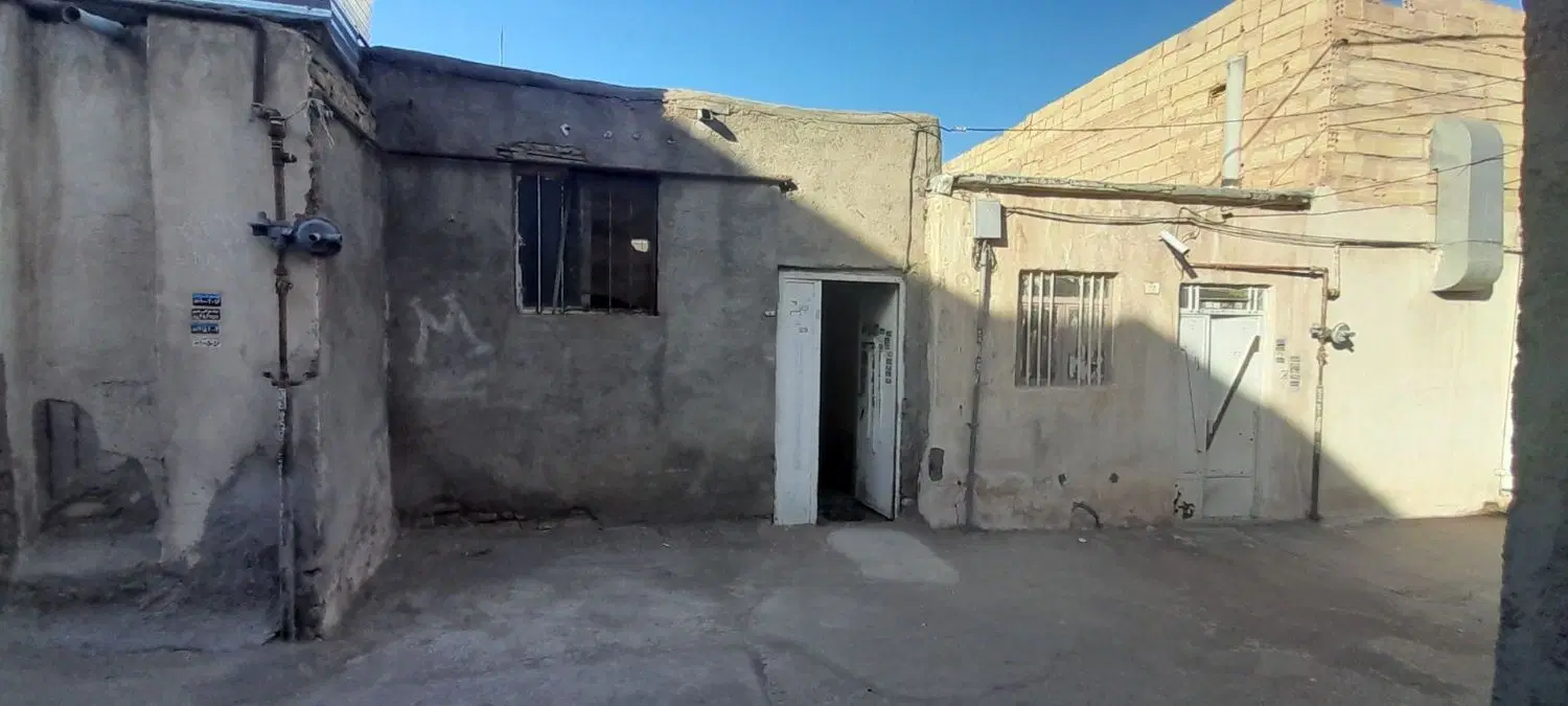 150 متری ویلایی دومعبر