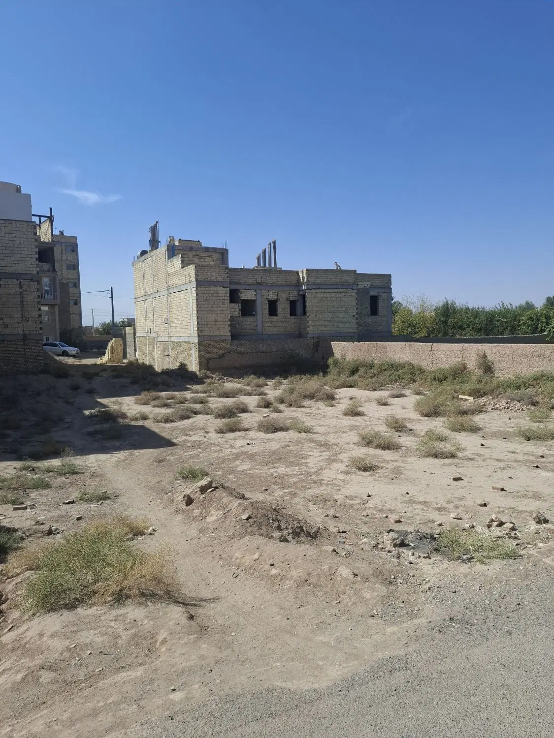 زمین مسکونی ۷۵۰ متربلوار جعفر صادق سمت توت فرنگی