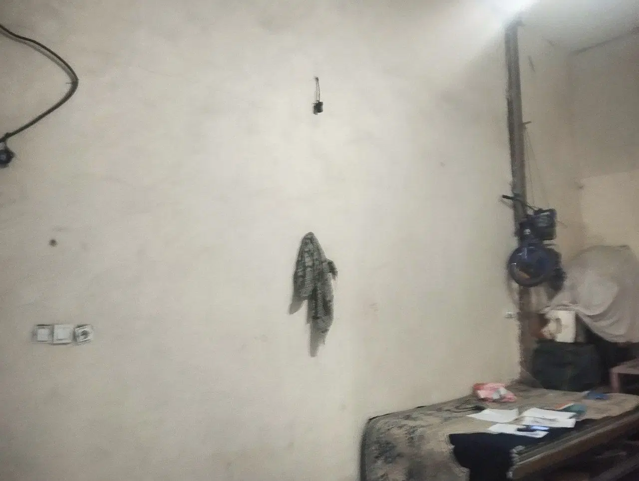 یک باب مغازه تجاری