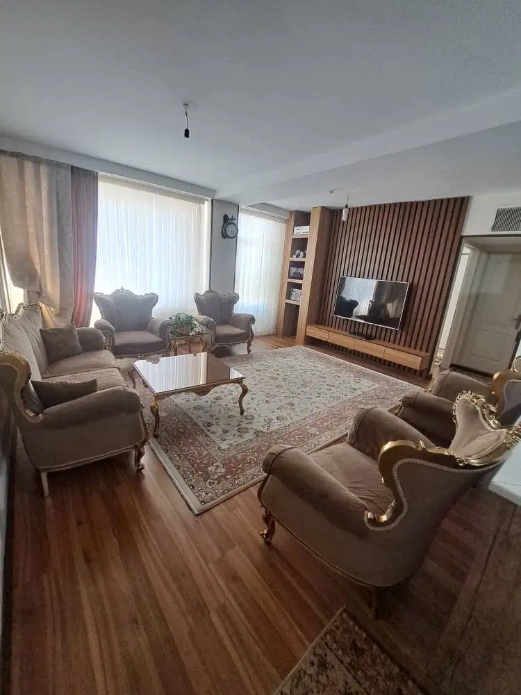 ۷۶متر دوخواب سندتک برگ فول امکانات